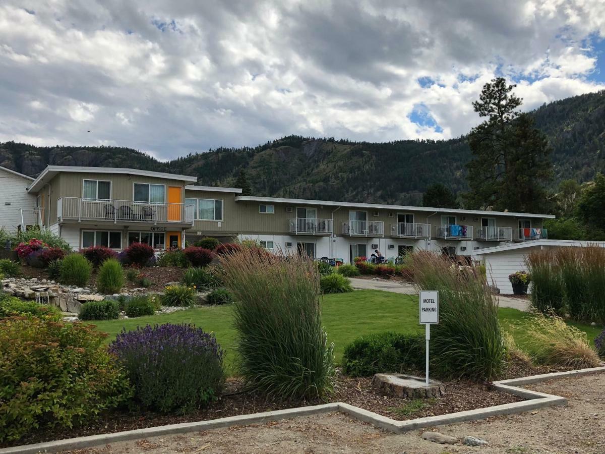 Holiday Beach Resort Motel Okanagan Falls Luaran gambar
