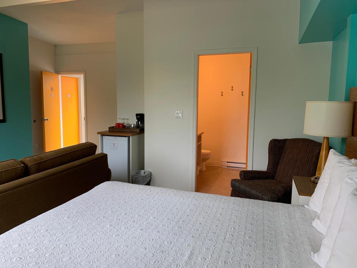 Holiday Beach Resort Motel Okanagan Falls Luaran gambar